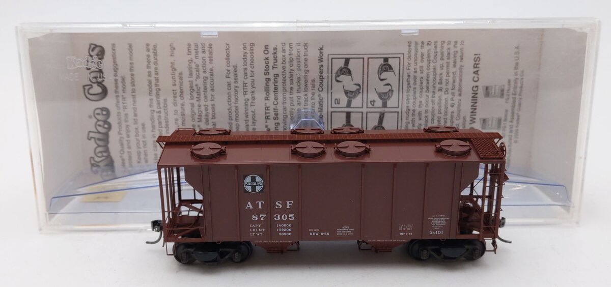 Kadee 8621 HO Scale ATSF 2-Bay Covered Hopper #87305 LN/Box