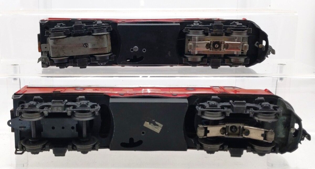 Lionel Vintage O Gauge Custom Painted PRR AA Diesel Locomotives [2]