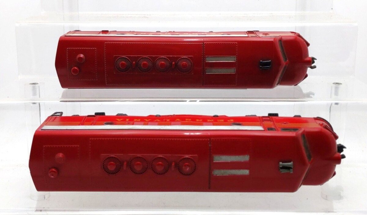 Lionel Vintage O Gauge Custom Painted PRR AA Diesel Locomotives [2]