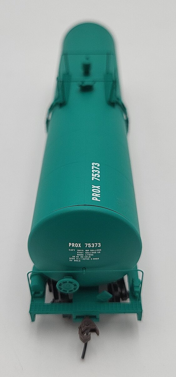 Walthers 932-7269 HO Scale UTLX 23,000 Gallon Funnel Flow Tank Car #75373 EX/Box