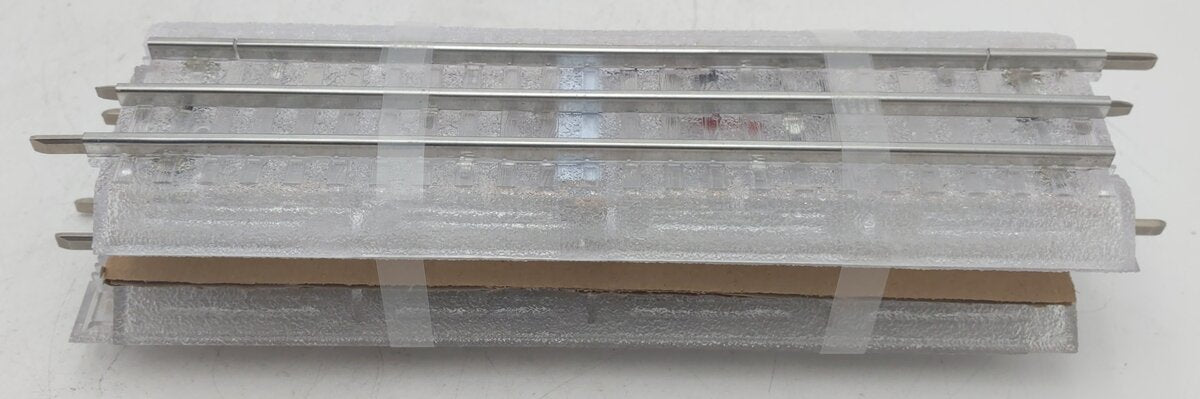 Lionel 2025010 O Gauge 10" Straight Fastrack w/ Multi-Colored Lights (Pack of 4) LN/Box