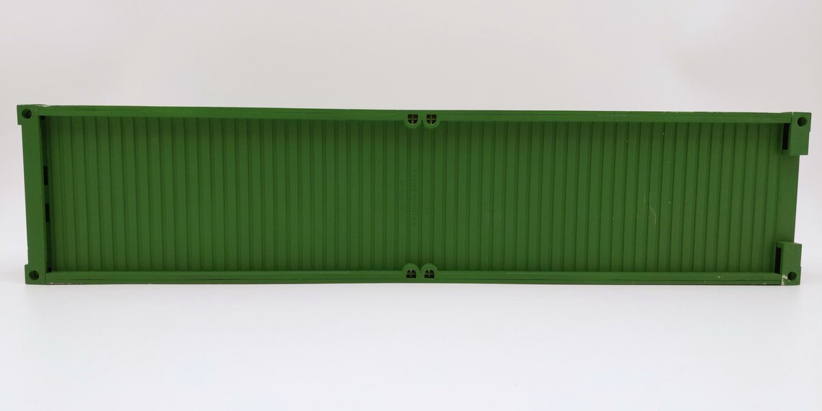 USA Trains R1722B G Evergreen 40' Container with Corrugated Sides EX