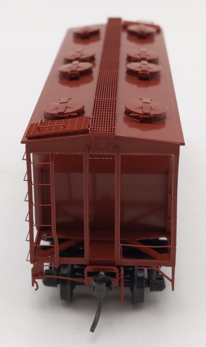 Kadee 8016 HO Scale SOO Line 2-Bay Covered Hopper #6890 LN/Box