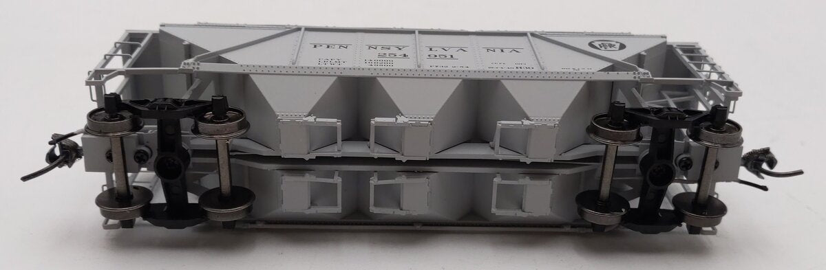 Bowser 40704 HO Scale PRR Circle Keystone Gray H-30 Hopper Car #254951 LN/Box