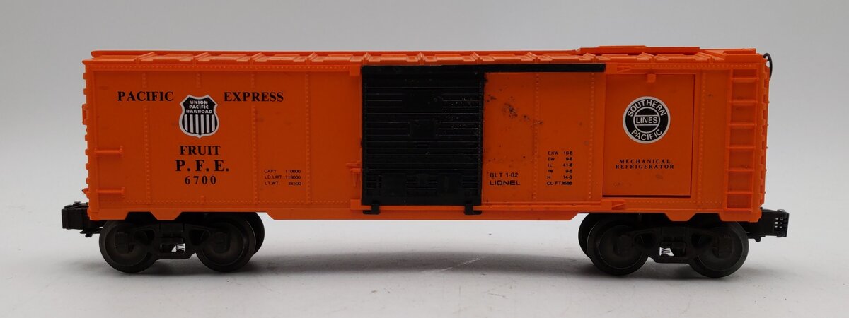 Lionel 6-26794 O Gauge PWC Pacific Fruit Express Operating Ice Car #63521 VG