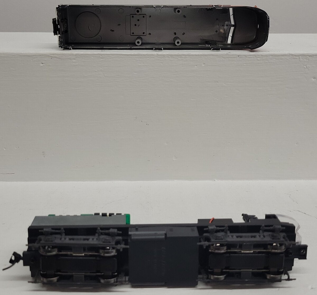 Proto 2000 96034 HO Scale Canadian National FA-1 Diesel Locomotive #9400 EX/Box