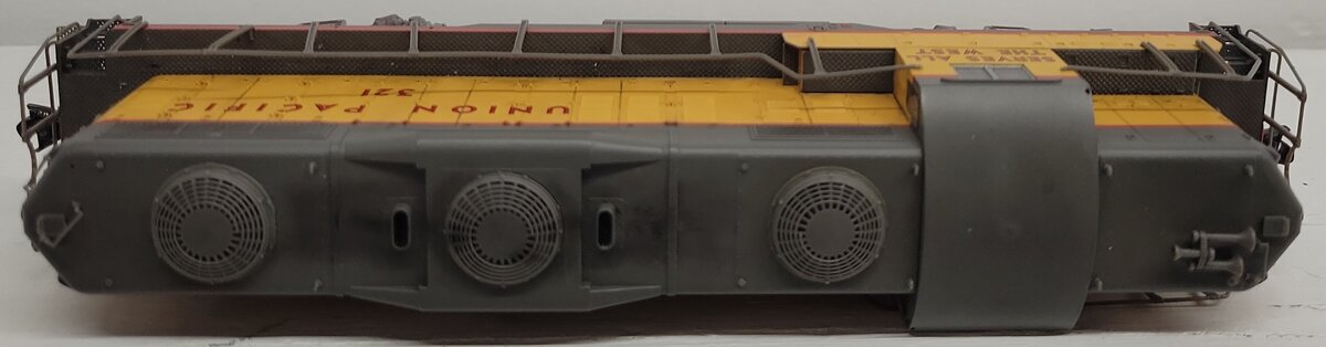 Proto 2000 21600 Union Pacific GP9 Locomotive Phase 3 w/Dynamic Brakes #321 VG