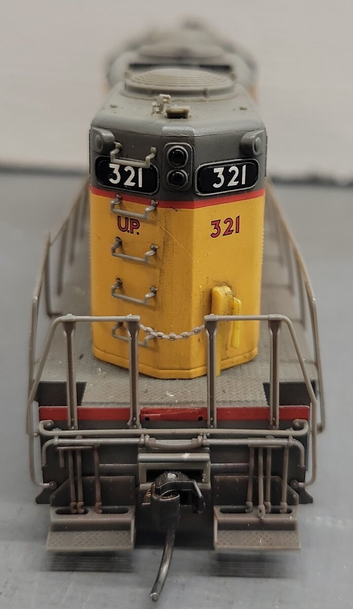 Proto 2000 21600 Union Pacific GP9 Locomotive Phase 3 w/Dynamic Brakes #321 VG
