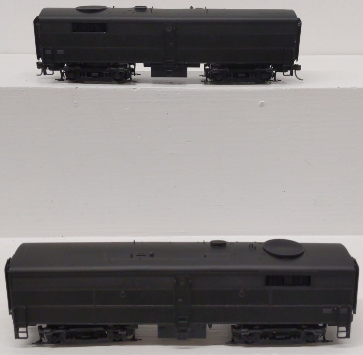 Life Like HO Scale Undecorated FB units EX