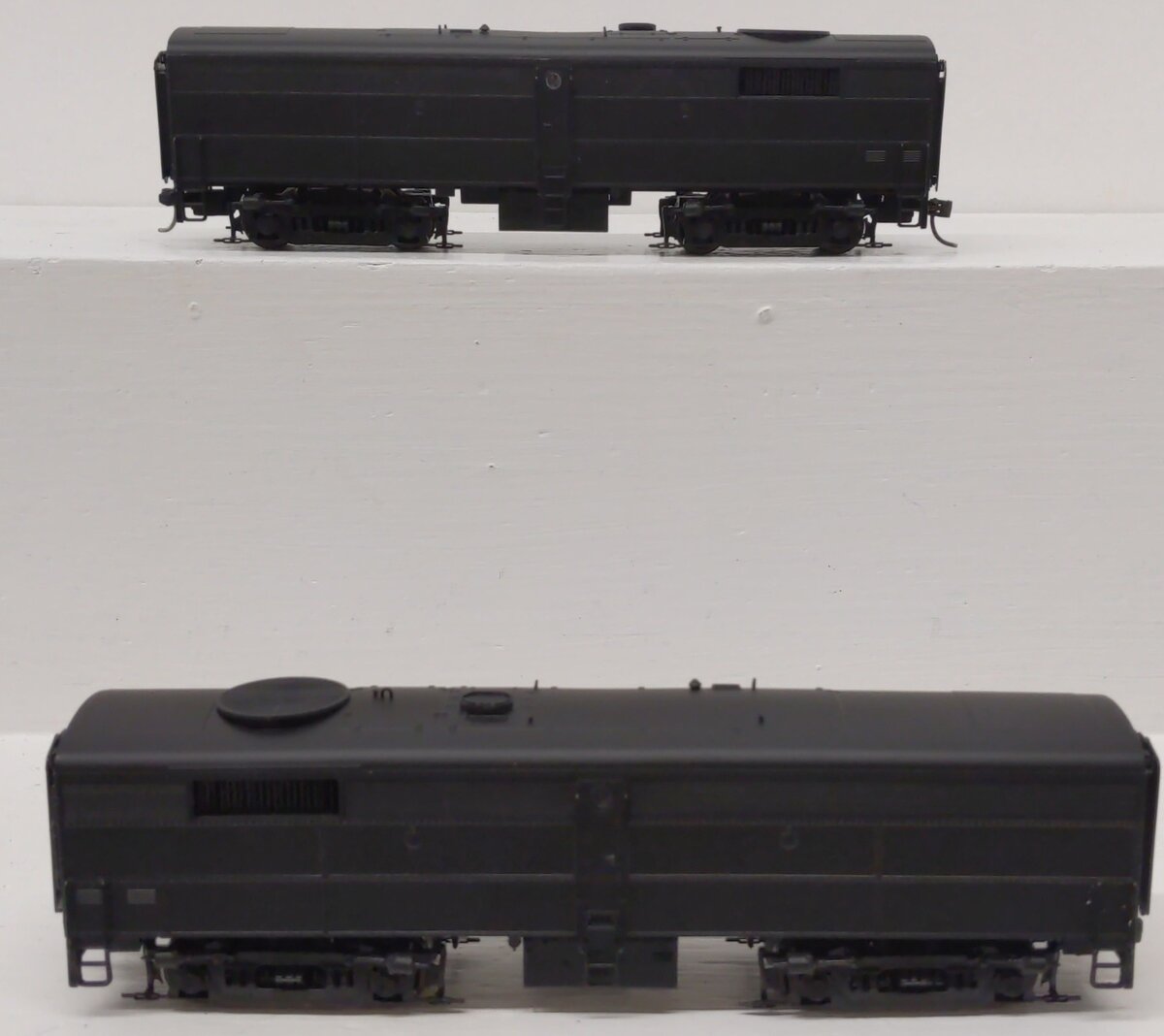 Life Like HO Scale Undecorated FB units EX