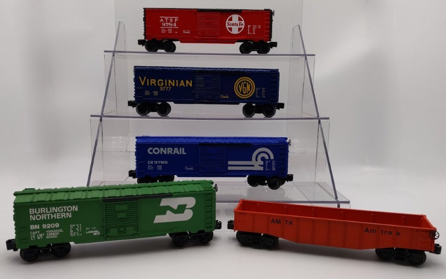 Assorted Lionel O Gauge MPC Freight Cars [5] EX