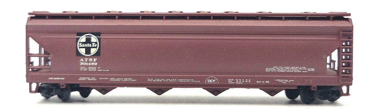 Bachmann 73661 N Scale Atchison Topeka Santa Fe 56' Center Flow Hopper #301489 LN