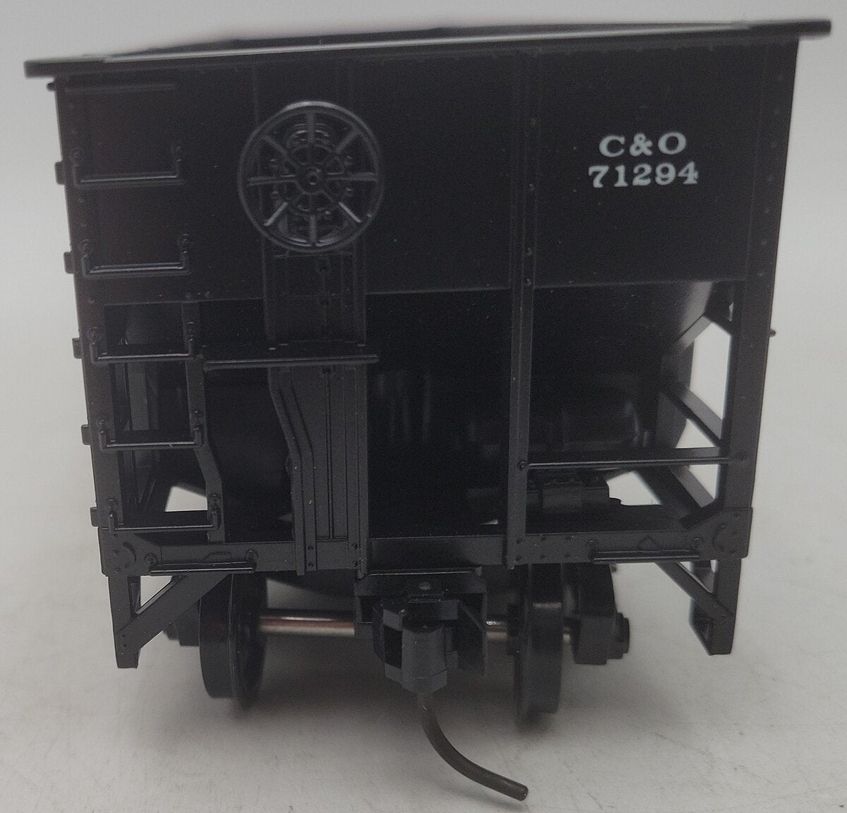 Weaver U2317 O Scale Chesapeake & Ohio Hopper Car #71294 (2-Rail) EX/Box
