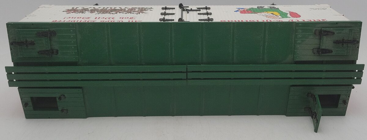 USA Trains R13018 G Scale Christmas Boxcar #2000 VG/Box