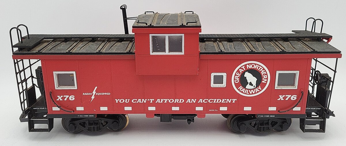 USA Trains R12110 G Red/Silver Great Northern Extended Vision Caboose VG/Box
