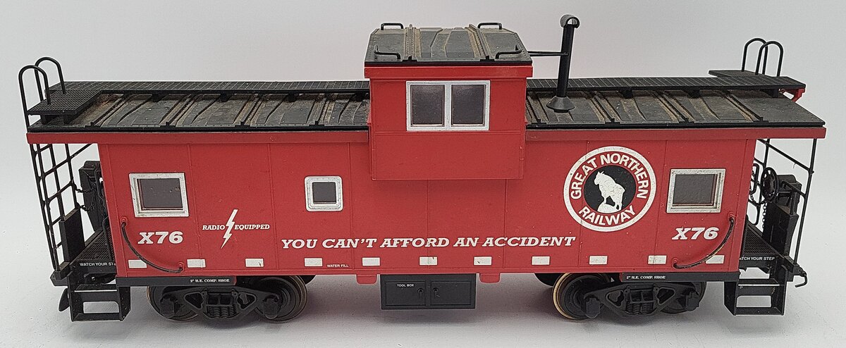 USA Trains R12110 G Red/Silver Great Northern Extended Vision Caboose VG/Box