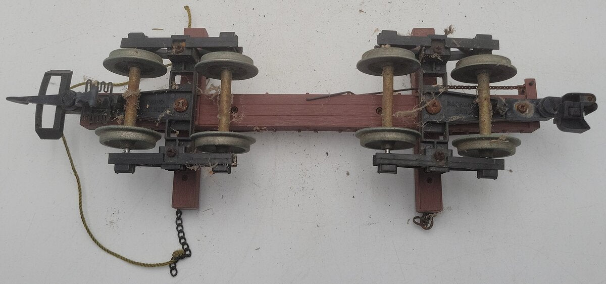 Bachmann 98490 G Scale Skeleton Log Car with Log Load (Metal Wheels) VG/Box