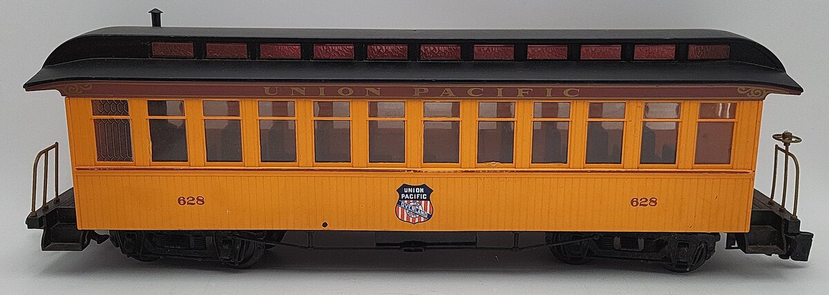 Bachmann 97201 G Scale Union Pacific Classis Coach #628 VG/Box