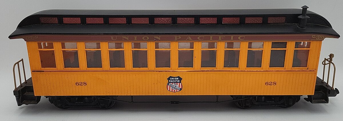 Bachmann 97201 G Scale Union Pacific Classis Coach #628 VG/Box