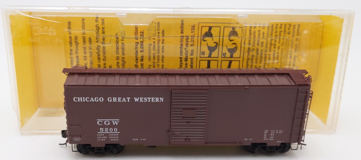 Kadee 4005 HO Scale Chicago Great Western 40' PS-1 Boxcar #5200 EX/Box