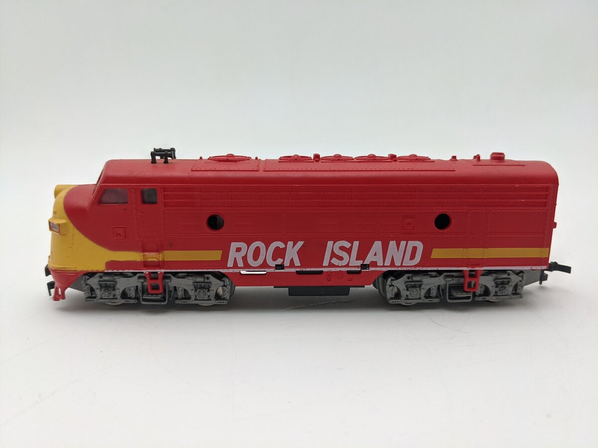 RSO Z-74174 HO Scale Rock Island Diesel Locomotive #7009 EX