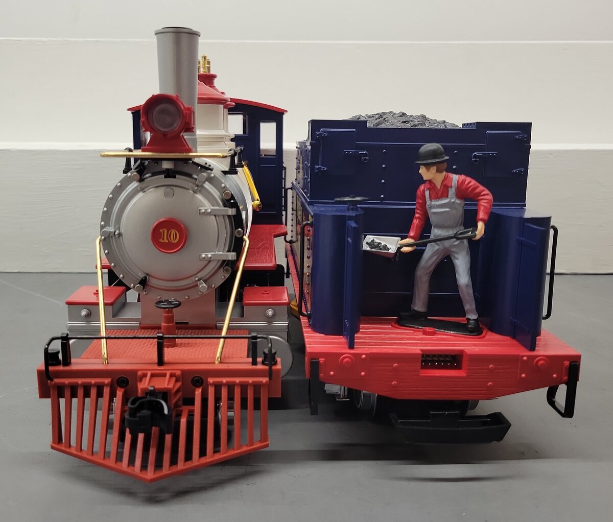 LGB 22191 G Scale Wilson Bros. Circus 2-6-0 Steam Locomotive & Tender EX/Box