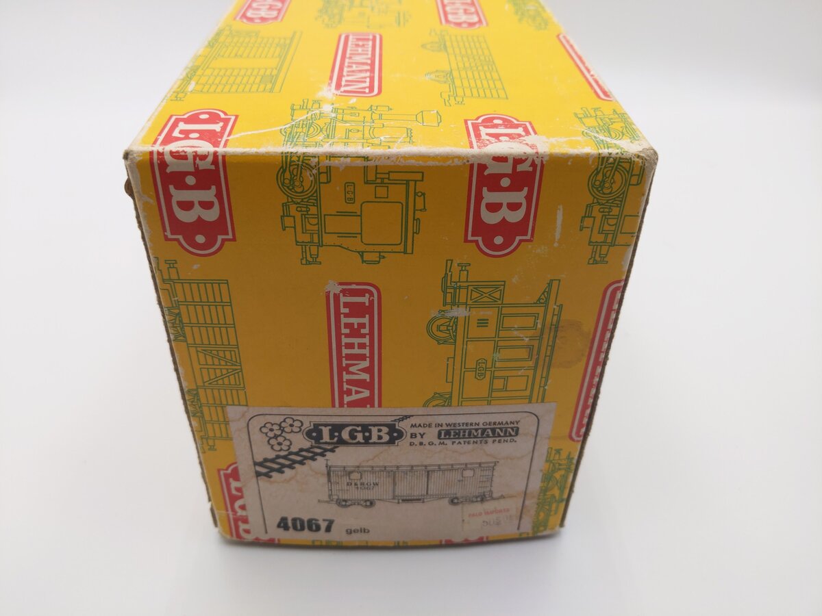 LGB 4067 G Scale Southern Pacific Boxcar #4067 EX/Box