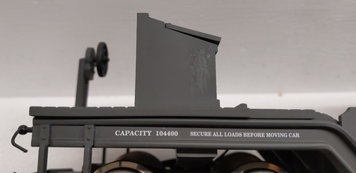 USA Trains R17327 G New York Central Depressed-Center Flat Car with Searchlight EX/Box