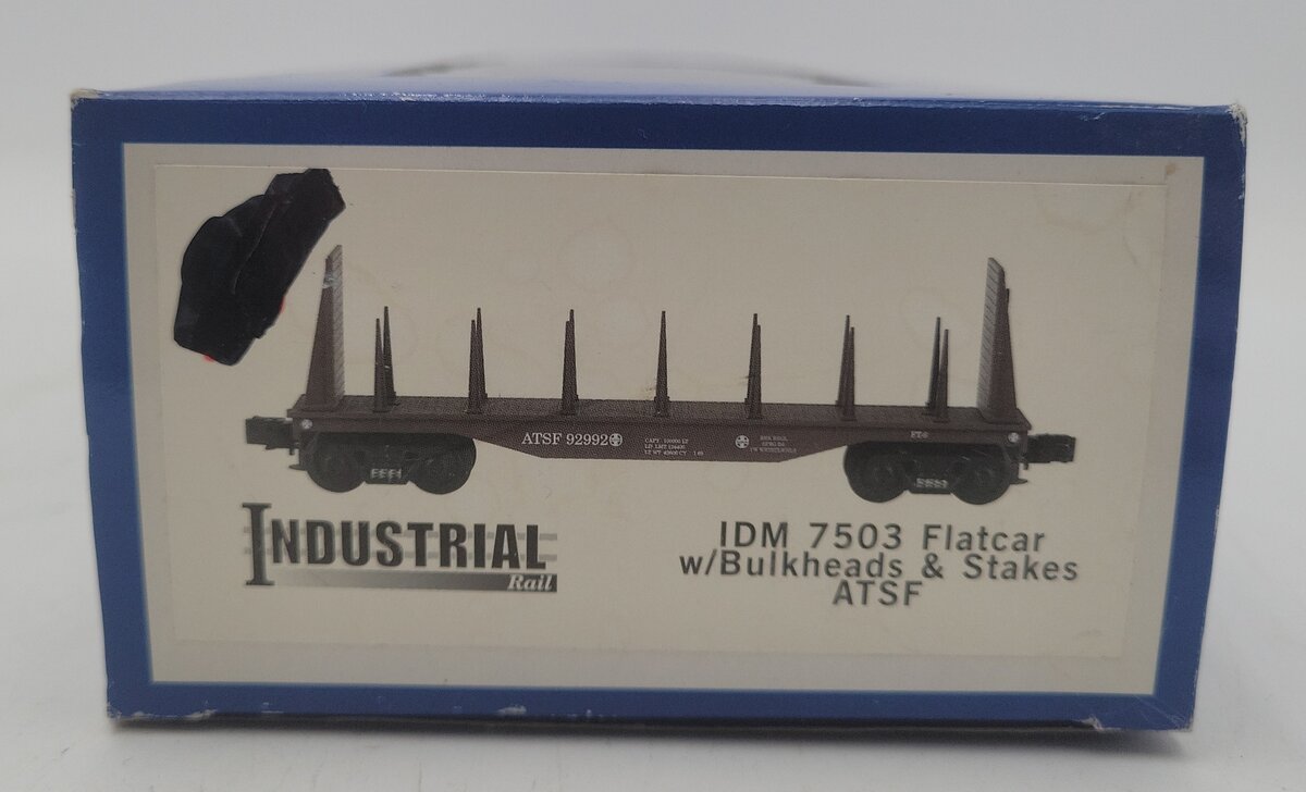 Industrial Rail 7503 O Gauge ATSF Flatcar #92992 w/Bulkheads & Stakes EX/Box