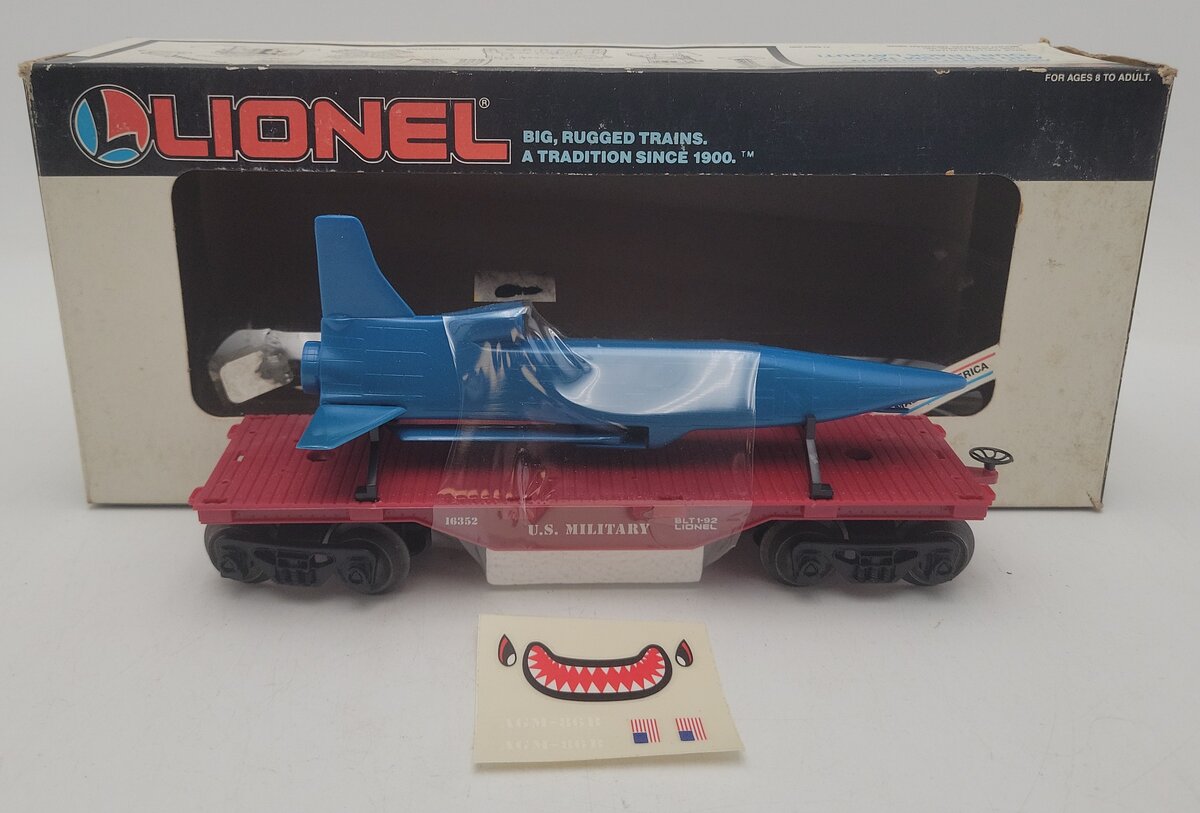 Lionel 6-16352 O Gauge US Military Flatcar w/ Cruise Missile #16352 EX/Box
