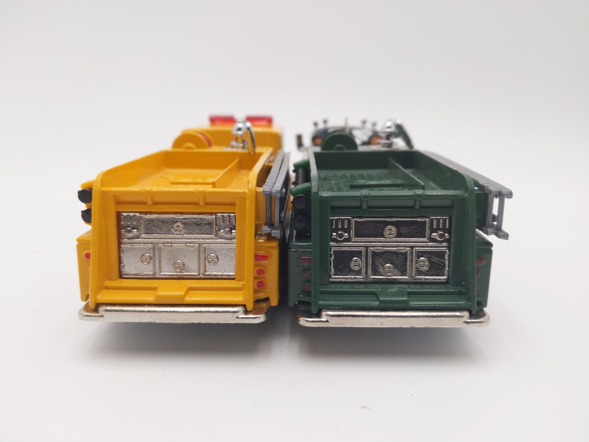 Corgi 97331 1:50 Scottdale & South River American LaFrance Fire Vehicles EX/Box