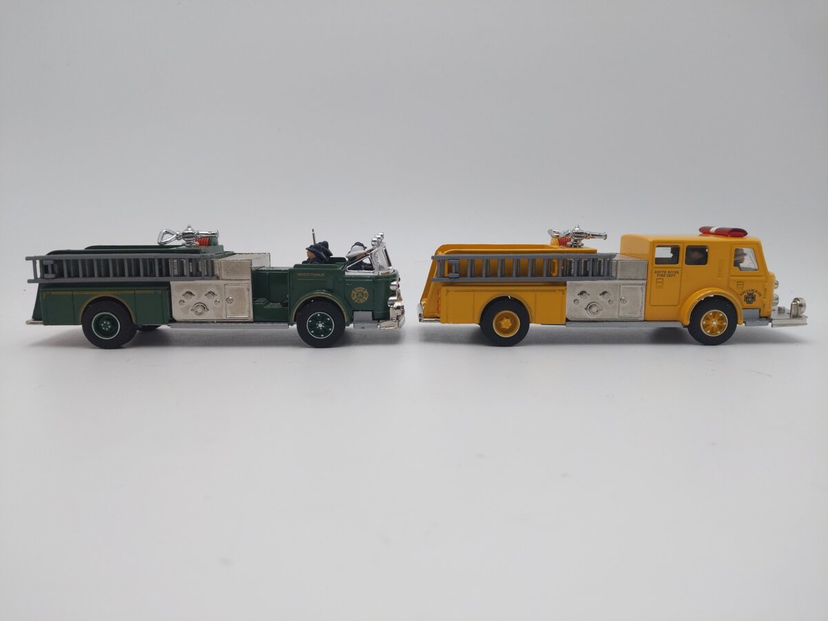 Corgi 97331 1:50 Scottdale & South River American LaFrance Fire Vehicles EX/Box