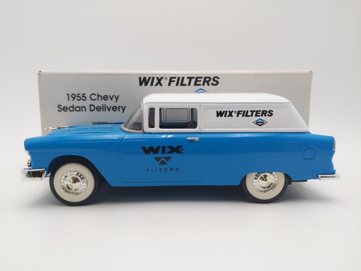 Wix Filters 1:25 1955 Chevy Sedan Delivery Lockable Coin Bank EX/Box