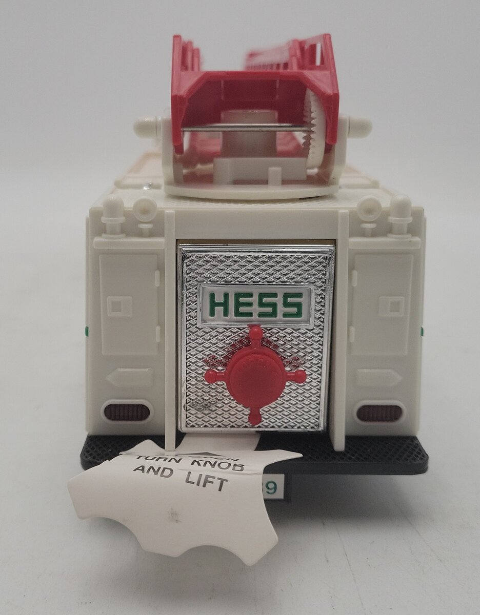Hess 1989 Toy Fire Truck W/Dual Sound Siren EX/Box