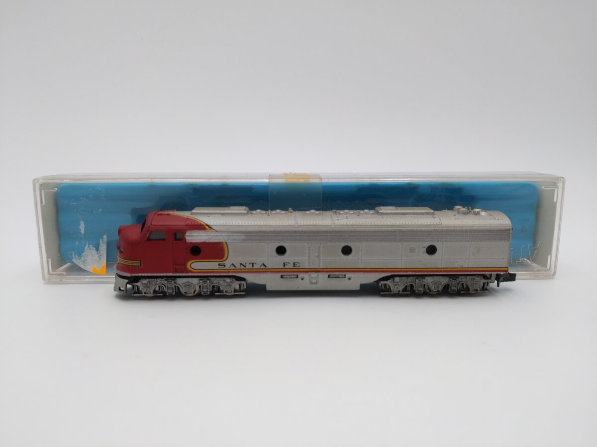 Atlas 2101 N Scale ATSF E8 A Diesel Locomotive EX/Box
