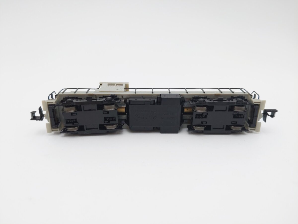 Atlas 44001 RS-1 Undecoreated Roller Bearing Truck EX/Box