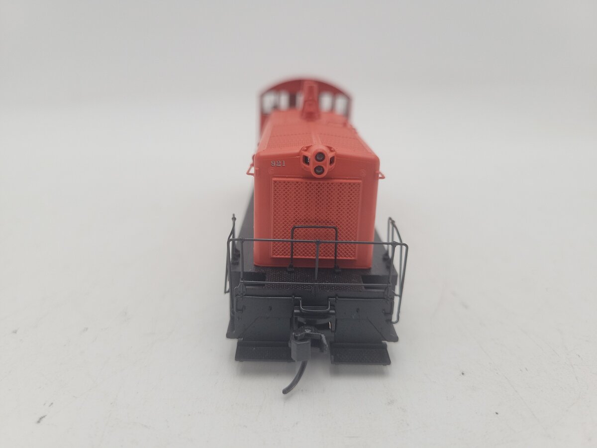 Walthers 910-10668 HO DTI EMD SW7 Phase II Diesel Locomotive Standard DC #921 EX/Box