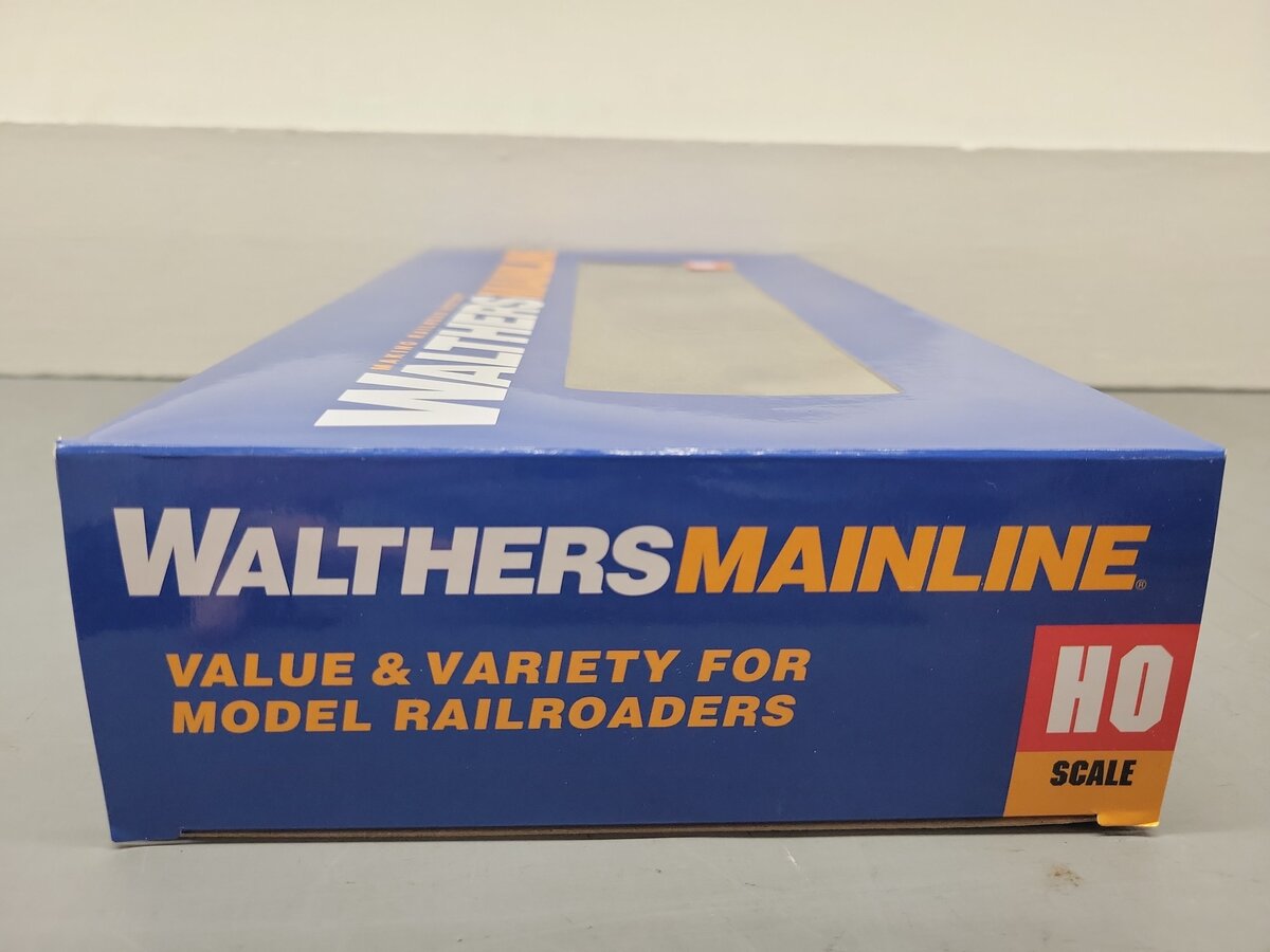 Walthers 910-10487 HO Pennsylvania EMD GP9 PhII Diesel Locomotive #7054 EX/Box