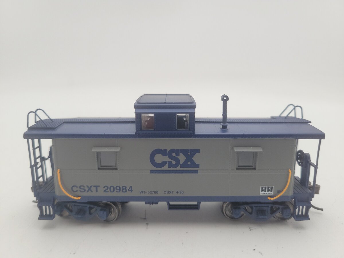Atlas 20003677 HO CSX Cupola Caboose #20984 EX