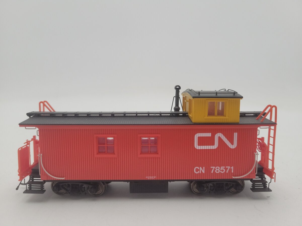 True Line Trains 301038 HO Scale Canadian National Caboose Car #78571 EX