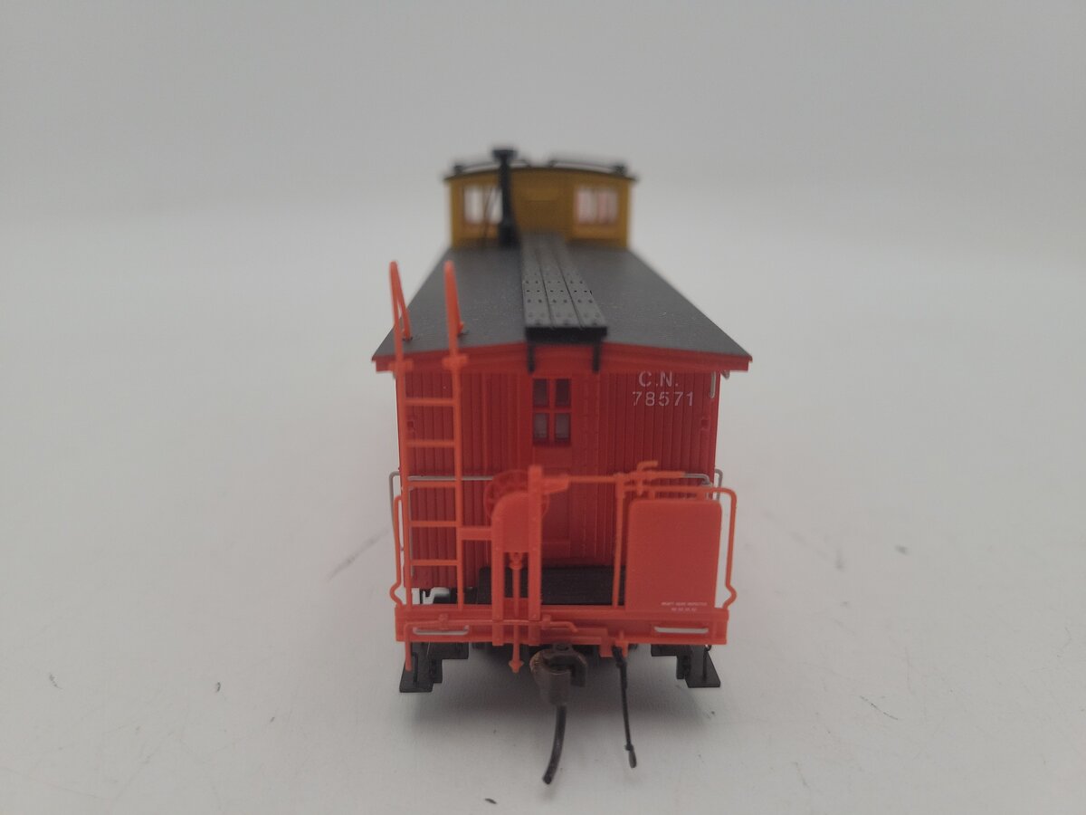 True Line Trains 301038 HO Scale Canadian National Caboose Car #78571 EX