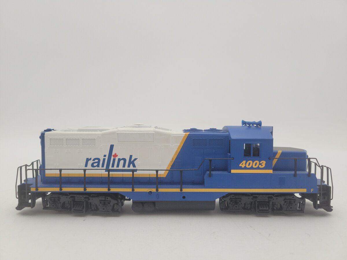 Walthers 931-141 HO Rail Link EMD GP9M Diesel Locomotive Standard DC #4003 EX/Box