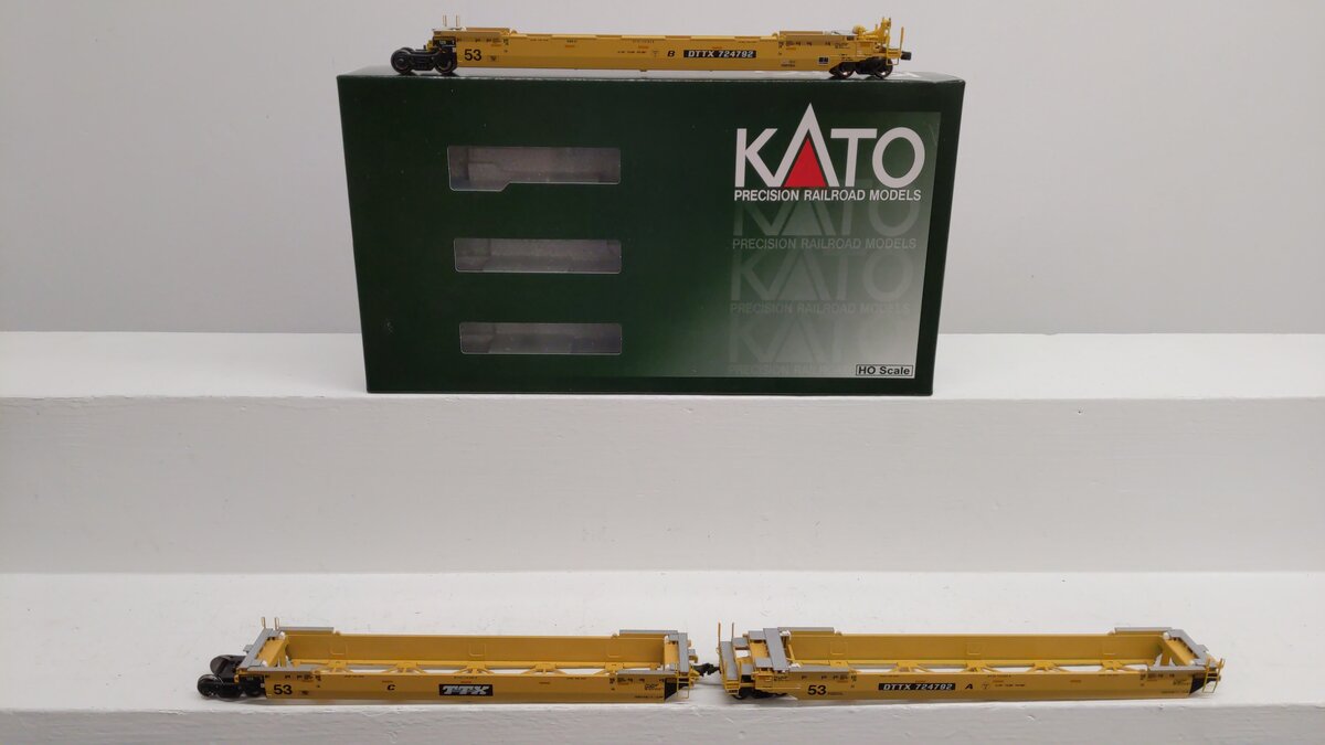 Kato 30-9051 HO Scale TTX Maxi-IV Double Stack 3 Unit Well Car Set #724792 EX/Box