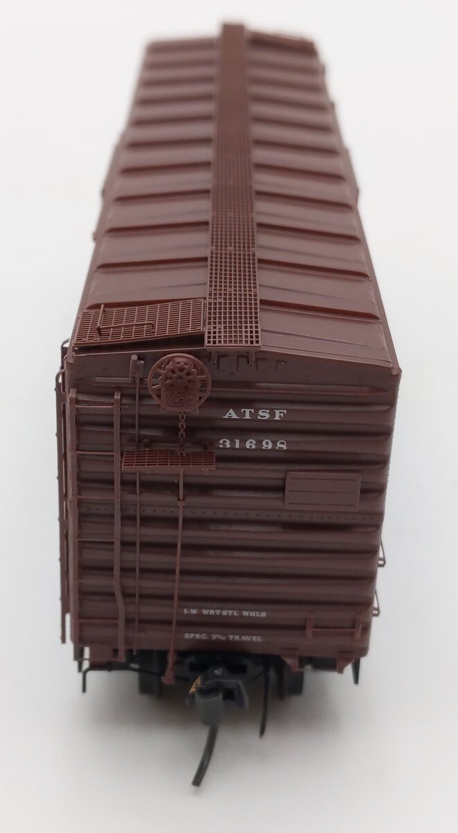 Kadee 4018 HO Scale Atchison, Topeka & Santa Fe 40' PS-1 Boxcar #31698 LN/Box