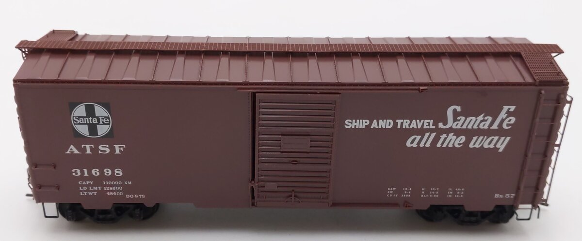 Kadee 4018 HO Scale Atchison, Topeka & Santa Fe 40' PS-1 Boxcar #31698 LN/Box
