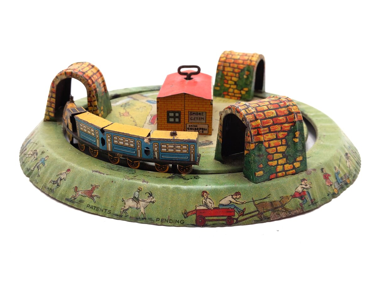 Marx Vintage Tin Litho "Honeymoon Express" Wind-up Toy VG