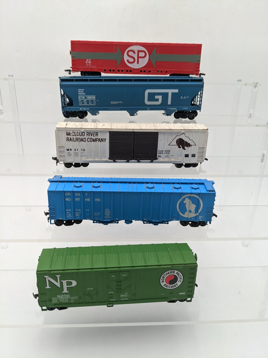 Athearn, Accurail, Bachman & Other HO Scale Assorted Freight Cars [5] EX