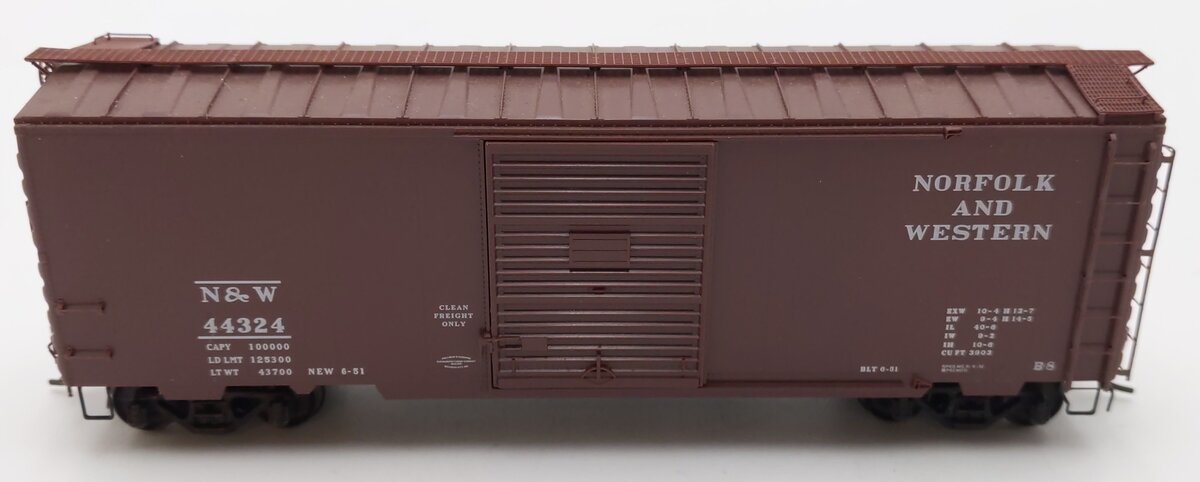 Kadee 5001 HO Scale Norfolk & Western 40' PS-1 Boxcar #44324 LN/Box