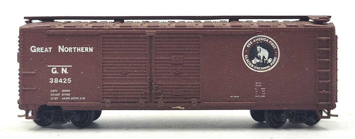 Roco 28705 N Great Northern Box Car #38425 LN/Box