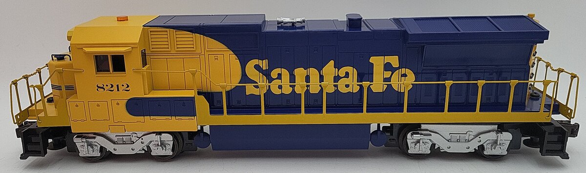Lionel 6-18212 O Santa Fe Dash 8 40-B Non-Powered Diesel Locomotive #8212 LN/Box